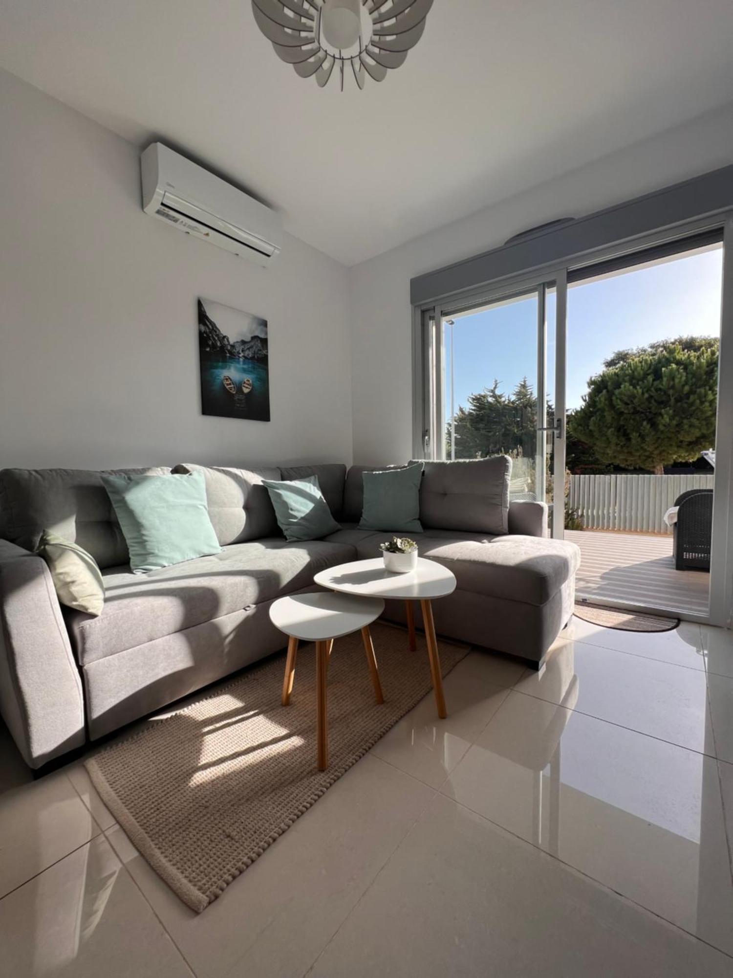 Bungalow En Punta Prima 2 Dormitorios Y Piscina Torrevieja Ngoại thất bức ảnh